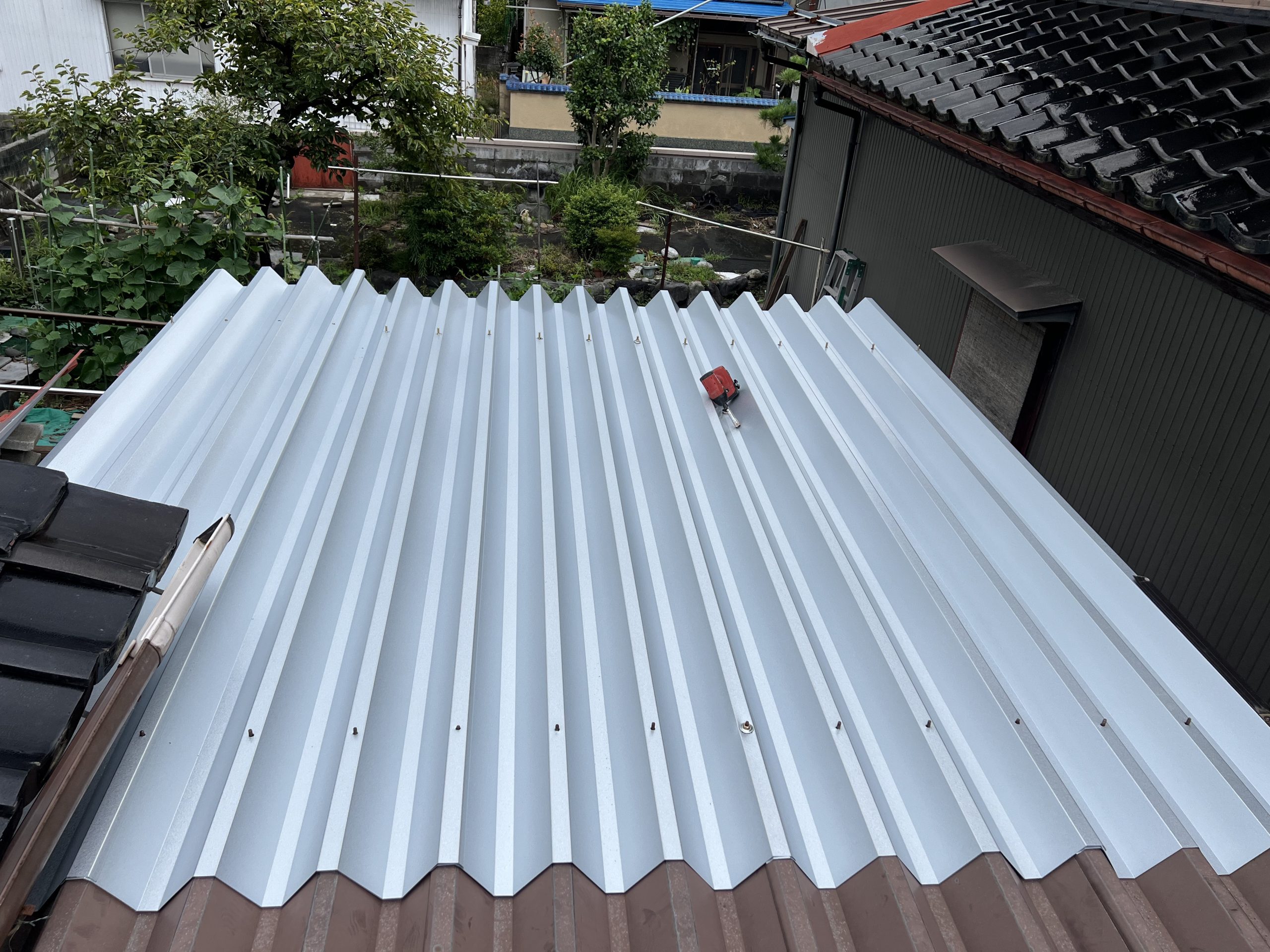 既存アルミカーポートの屋根延長